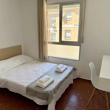 Bright & Spacious In Centre Nerja