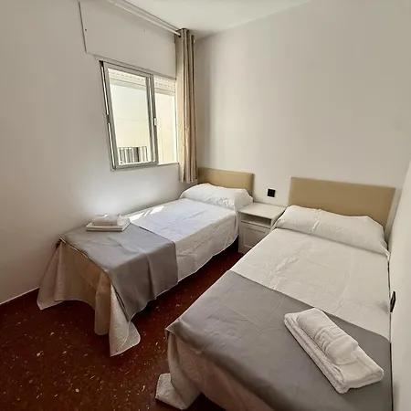 Apartment Bright & Spacious In Centre Nerja