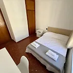 Bright & Spacious In Centre Апартаменты Нерха