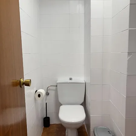 Bright & Spacious In Centre