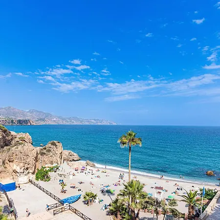 Bright & Spacious In Centre Apartamento Nerja