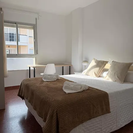 Apartamento Bright & Spacious In Centre Nerja