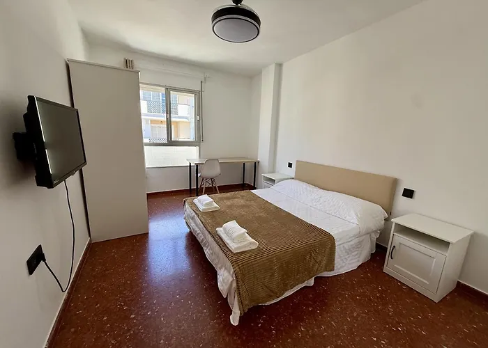 Bright & Spacious In Centre * Nerja