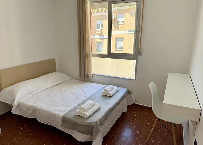 Bright & Spacious In Centre Nerja