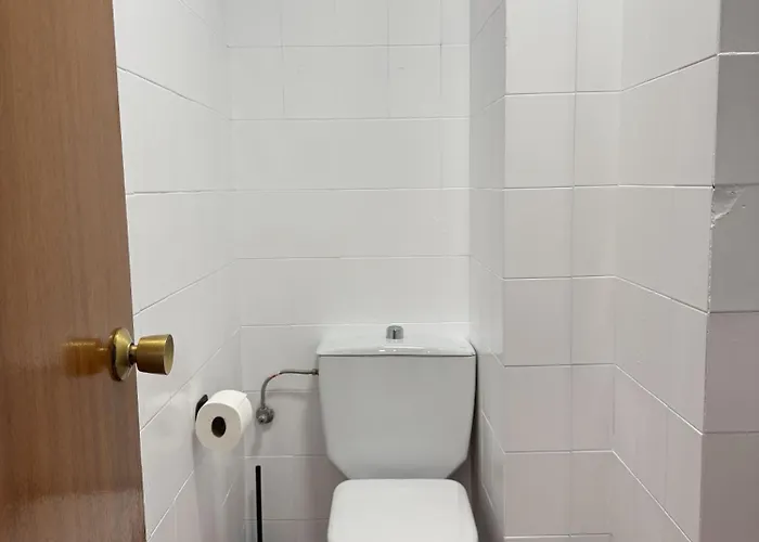 Bright & Spacious In Centre