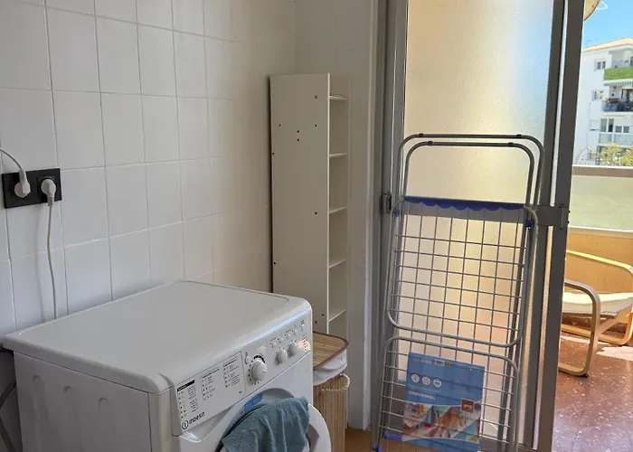 Bright & Spacious In Centre Apartament Nerja